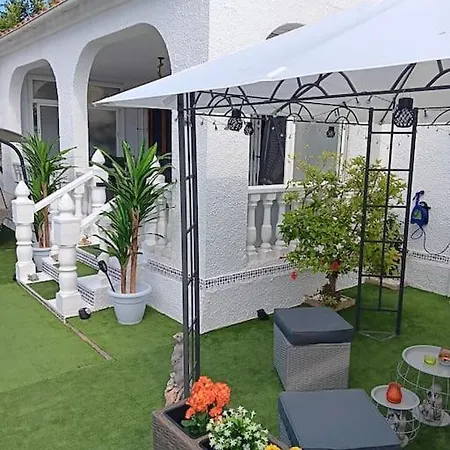 In La Marina With Cozy Garden And Private Solarium