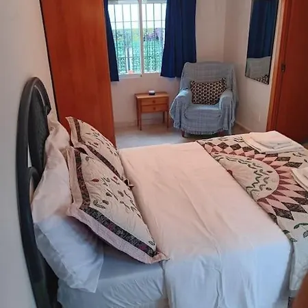 In La Marina With Cozy Garden And Private Solarium *