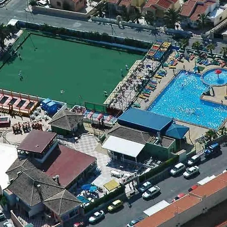 Сasa de vacaciones In La Marina With Cozy Garden And Private Solarium