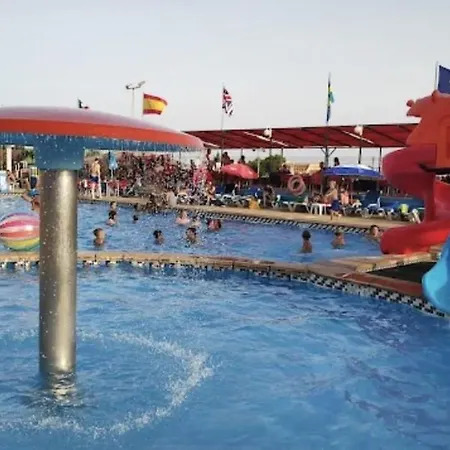 Сasa de vacaciones In La Marina With Cozy Garden And Private Solarium